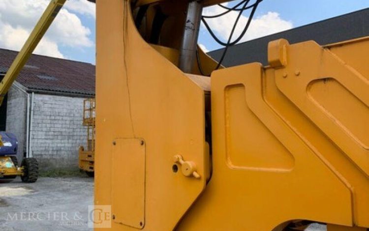JLG 800AJ  TD27A1841