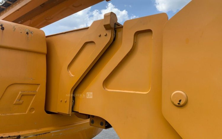 JLG 800AJ  TD27A1841