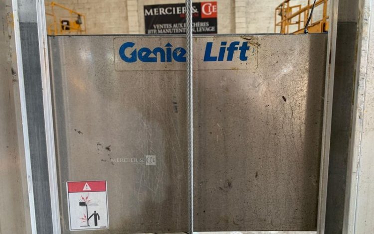 GENIE GL-8  LEV010839