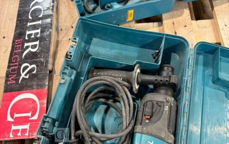 MAKITA HR2460  PER010439