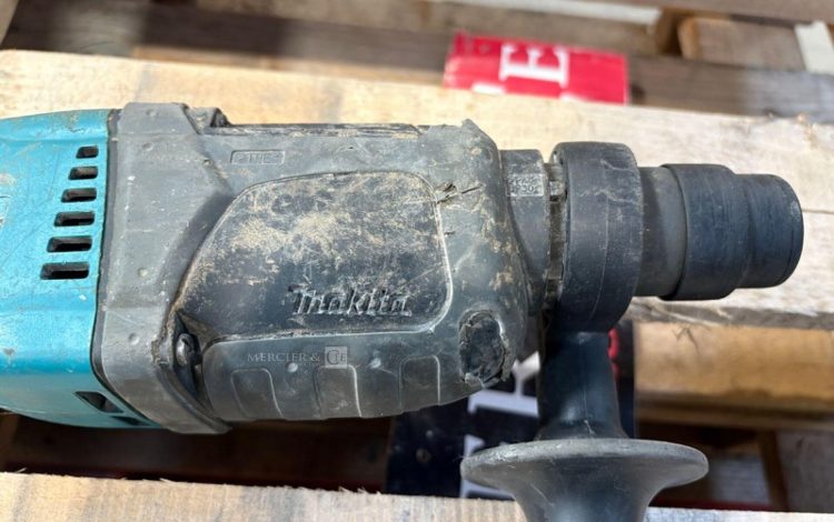 MAKITA HR2460  PER010439
