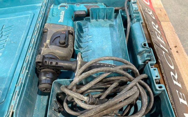 MAKITA HR2460  PER010439
