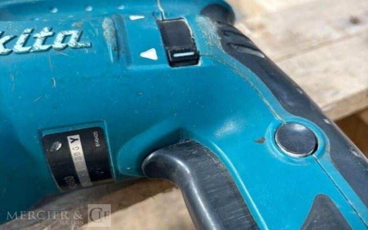 MAKITA HR2460  PER010439