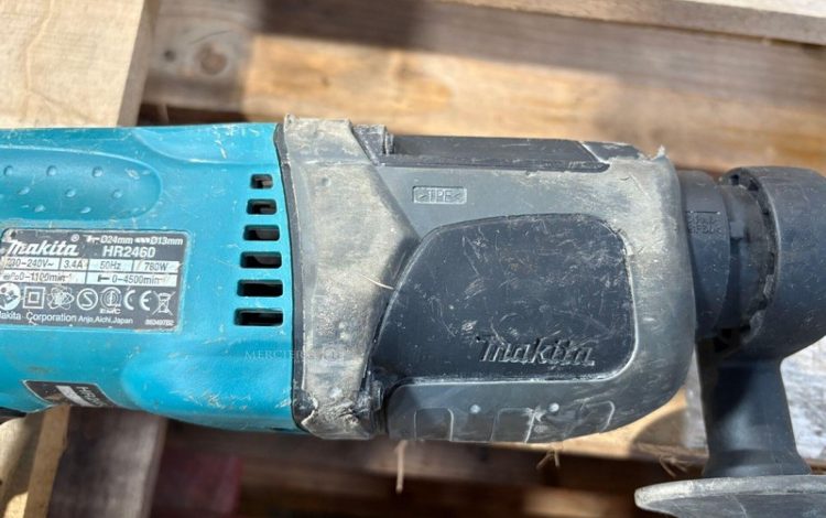 MAKITA HR2460  PER010439