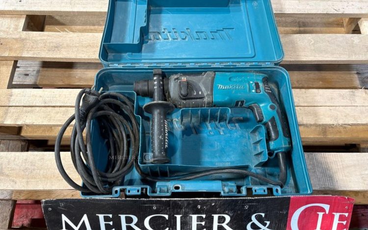 MAKITA HR2460  PER010439