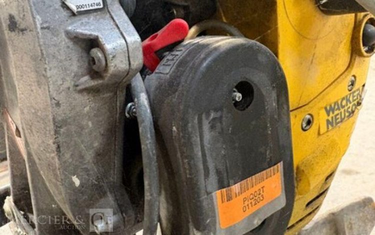 WACKER NEUSON BH 65 32X160  PIQ011203