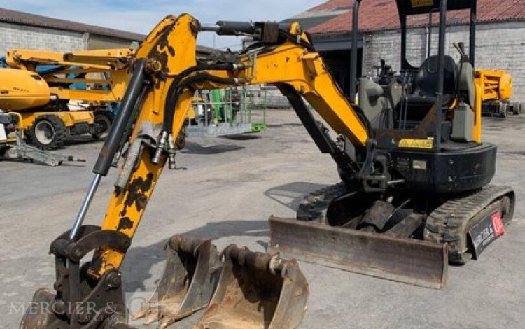 BOBCAT E26***EM  PEL010374