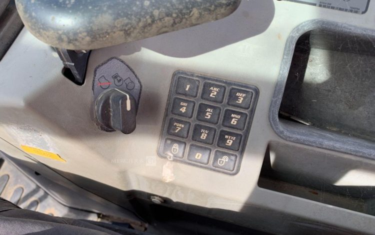 BOBCAT E26***EM  PEL010374