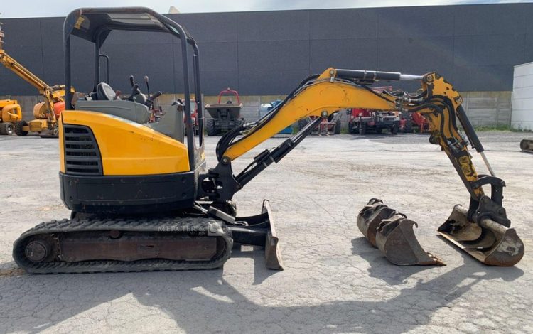 BOBCAT E26***EM  PEL010374