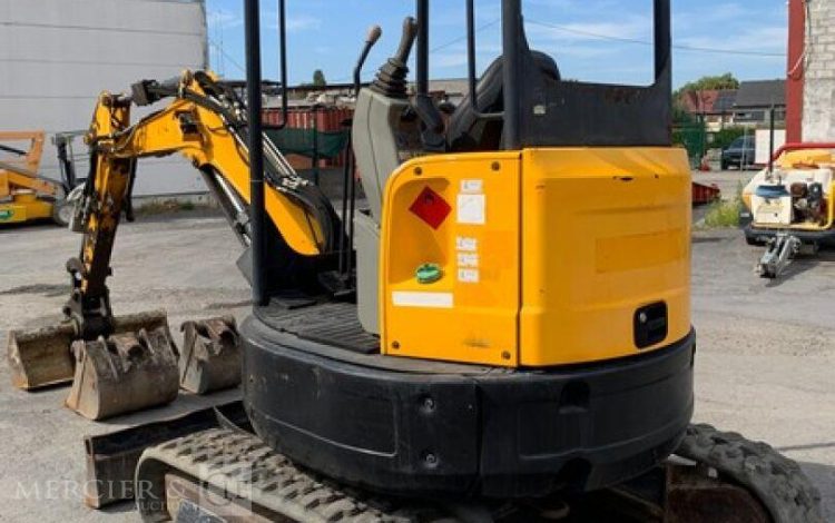 BOBCAT E26***EM  PEL010374