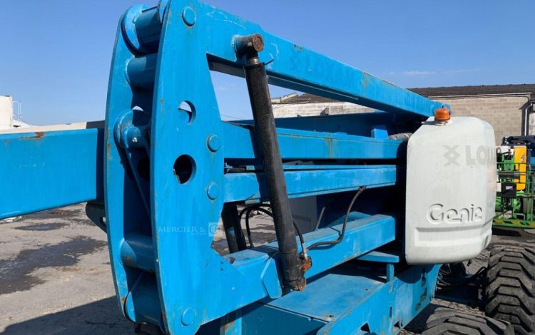 GENIE Z-51/30JRT  15AD2310