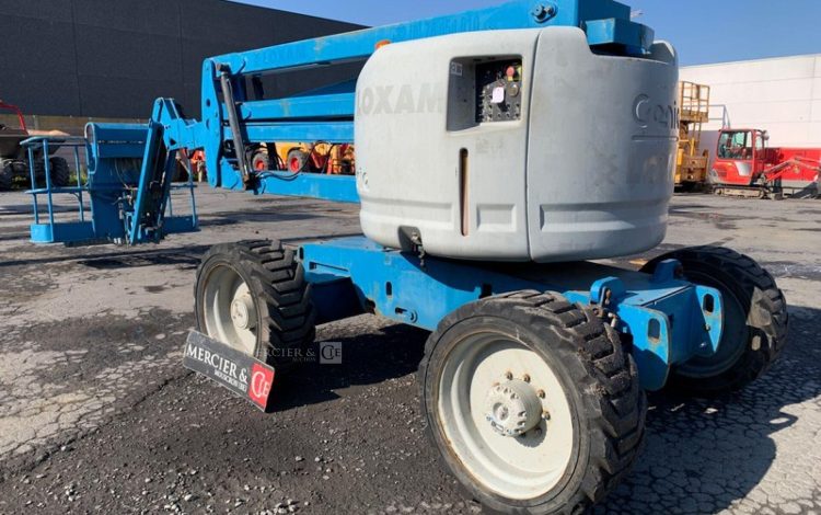 GENIE Z-51/30JRT  15AD2310