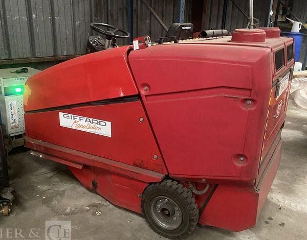 RCM BALAYEUSE – R MILLE E – 7KW -AN 2021 -526 HEURES ROUGE 194.171