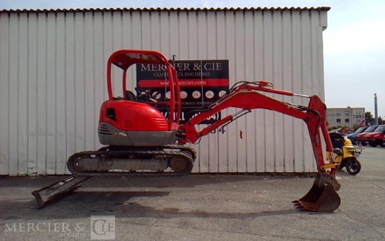 JCB MINI PELLE CANOPY 8025ZTS – 2T7 – 2481H – AN2019  382119