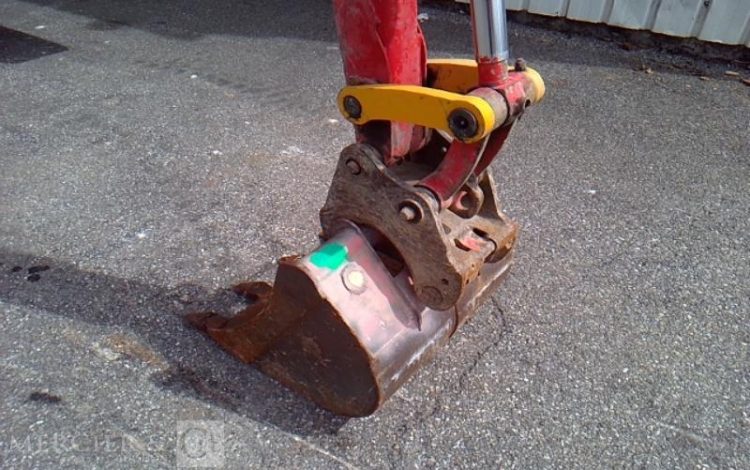 JCB MINI PELLE CANOPY 8025ZTS – 2T7 – 2481H – AN2019  382119