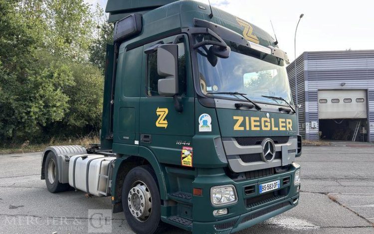 MERCEDES ACTROS  BS-583-DF