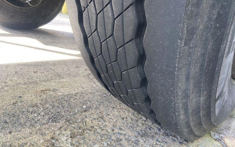 SRT SEMI REMORQUE FOURGON  CD-587-YH