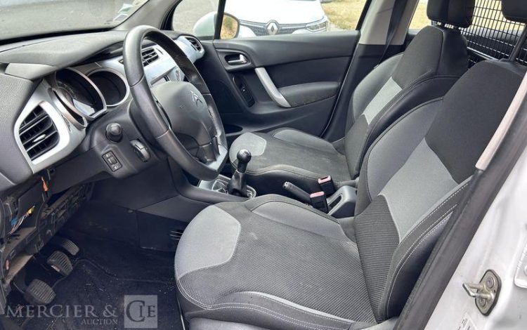 CITROEN C3  CF-607-EZ