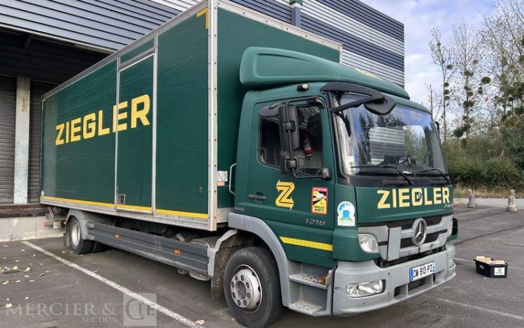 MERCEDES CAMION  CM-913-PZ
