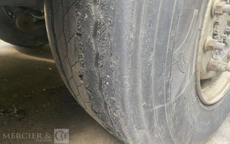 SRT SEMI REMORQUE FOURGON  CY-836-HR