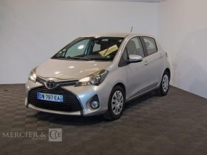 TOYOTA YARIS 1.4 D4D 90 DYNAMIC BLANC DW-797-EA