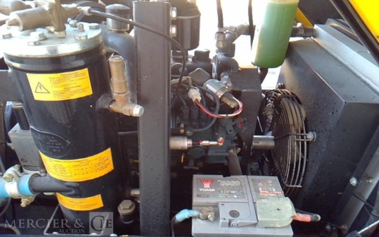 KAESER COMPRESSEUR D AIR M20 – 2000L – 7 BARS – 1077H – 1 ESSIEU -¨PTAC 570KG – AN2016  DY-491-ZL
