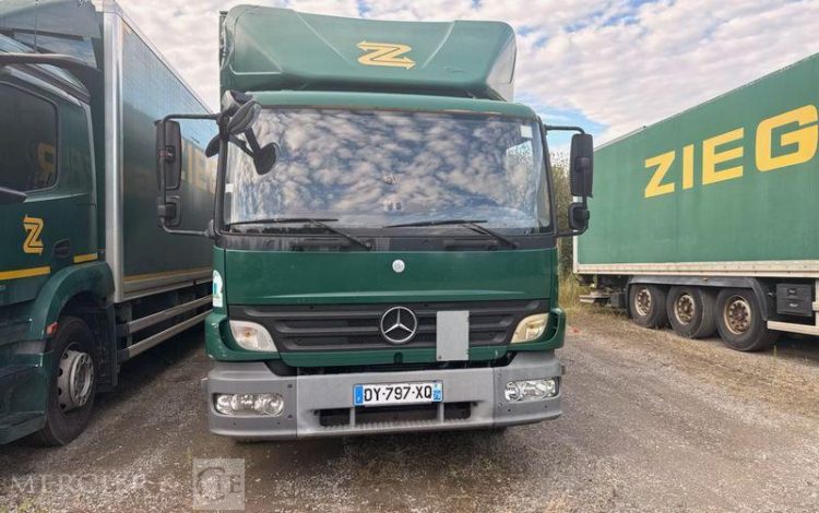 MERCEDES ATEGO  DY-797-XQ