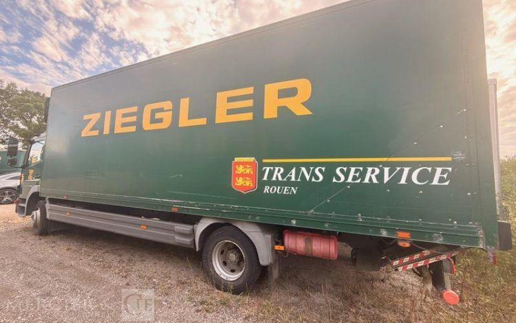 MERCEDES ATEGO  DY-797-XQ