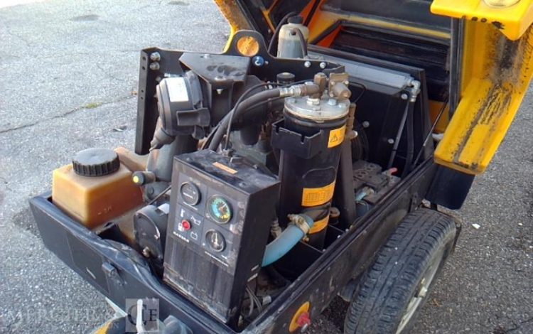 KAESER COMPRESSEUR D AIR M20 – 2000L – 7BARS – 497H – 1 ESSIEU + PTAC 570KG – AN2016  DZ-320-WJ
