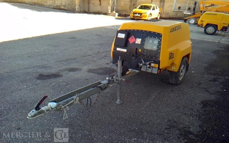 KAESER COMPRESSEUR D AIR M20 – 2000L – 7BARS – 497H – 1 ESSIEU + PTAC 570KG – AN2016  DZ-320-WJ