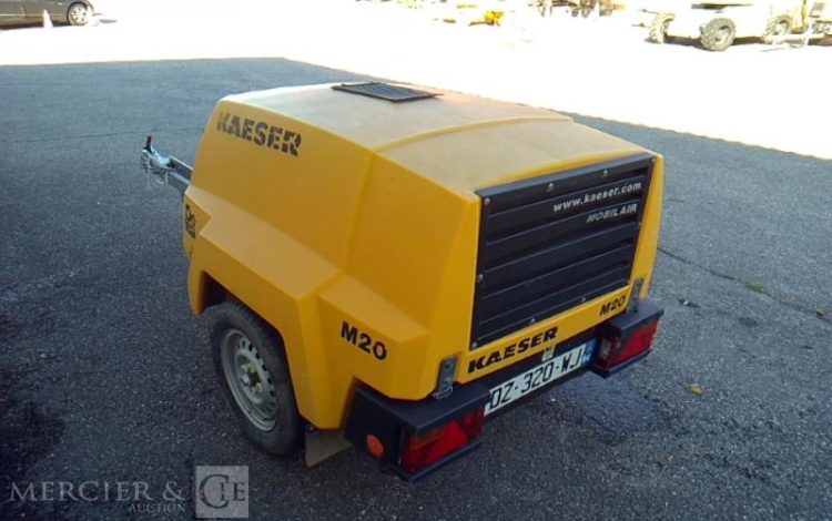 KAESER COMPRESSEUR D AIR M20 – 2000L – 7BARS – 497H – 1 ESSIEU + PTAC 570KG – AN2016  DZ-320-WJ