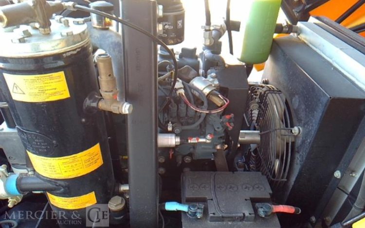 KAESER COMPRESSEUR D AIR M20 – 2000L – 7BARS – 891H – 1 ESSIEU – PTAC 570KG – AN2016  DZ-868-WK