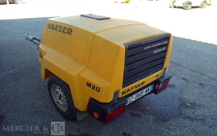 KAESER COMPRESSEUR D AIR M20 – 2000L – 7BARS – 891H – 1 ESSIEU – PTAC 570KG – AN2016  DZ-868-WK
