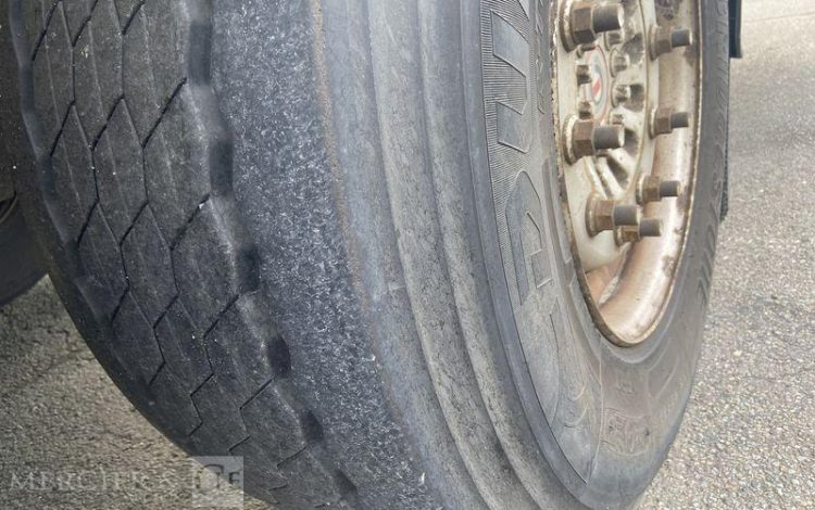 SRT SEMI REMORQUE FOURGON  EG-555-SE