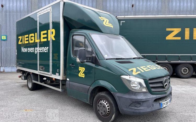 MERCEDES SPRINTER  EP-396-VN