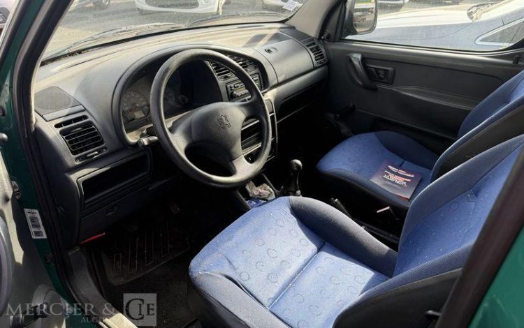 PEUGEOT PARTNER  EQ-317-PB