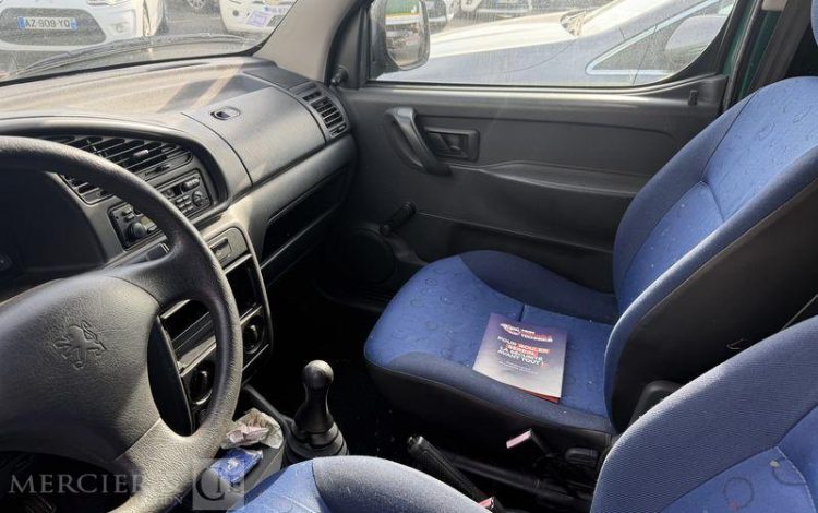 PEUGEOT PARTNER  EQ-317-PB