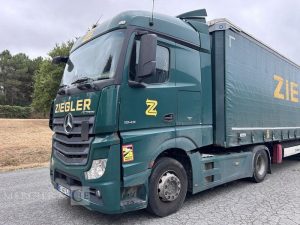 MERCEDES TRACTEUR  ET-427-EJ