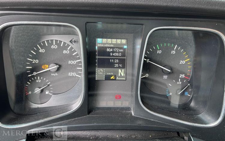 MERCEDES TRACTEUR  ET-427-EJ