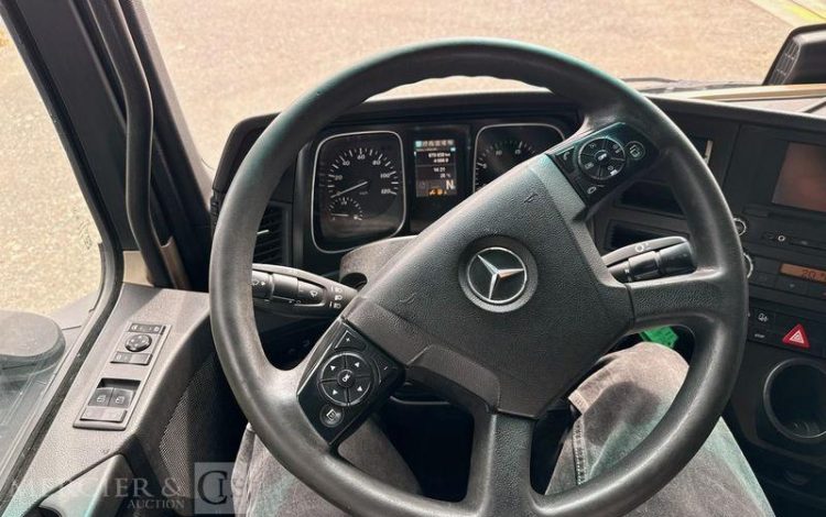MERCEDES TRACTEUR  EW-478-AS