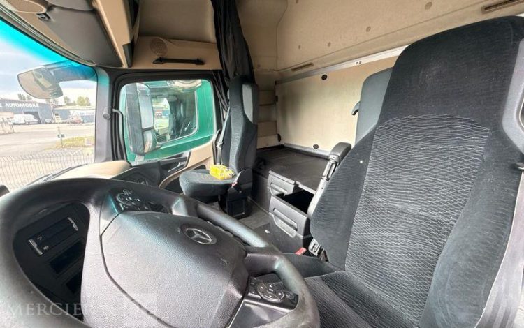 MERCEDES TRACTEUR  EW-478-AS