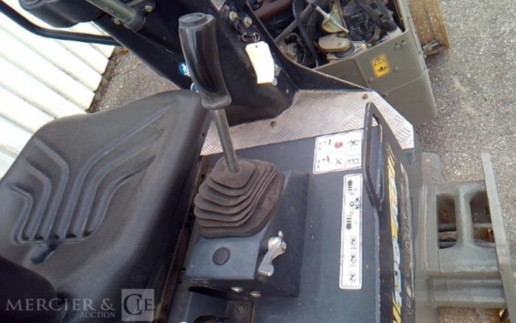 BOMAG ROULEAU DOUBLE BILLES BW 120  AD-4 – 1424H – AN2015  F360H001