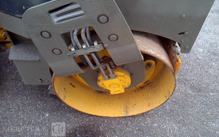BOMAG ROULEAU DOUBLE BILLES BW 120  AD-4 – 1424H – AN2015  F360H001