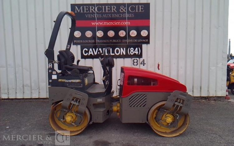 BOMAG ROULEAU DOUBLE BILLES BW 120  AD-4 – 1424H – AN2015  F360H001