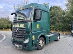 MERCEDES TRACTEUR  FD-319-FQ