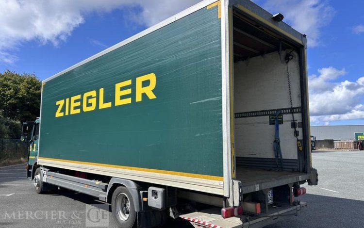 MERCEDES ATEGO  FG-789-PQ
