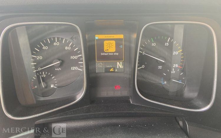 MERCEDES TRACTEUR  FH-153-NN