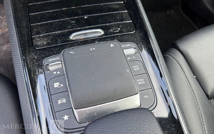 MERCEDES CLASSE B 200  FP-549-VK