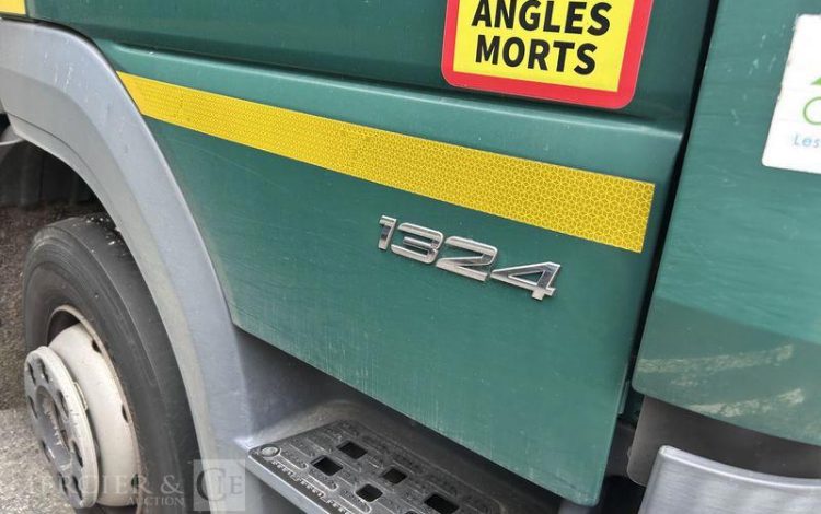 MERCEDES ATEGO  FR-493-JW