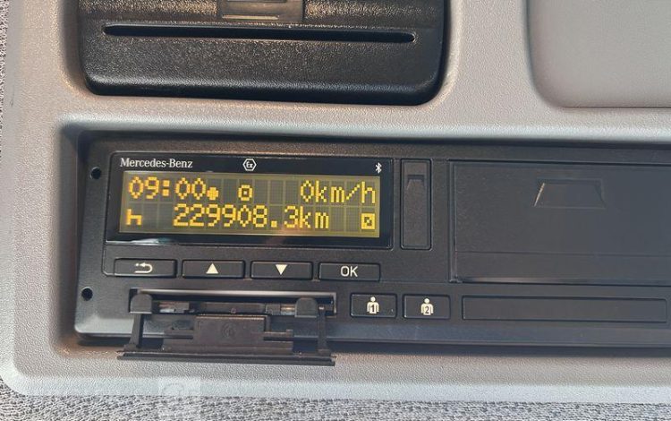MERCEDES ATEGO  FR-493-JW